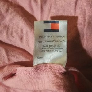 Tommy Hilfiger twin sheet set
